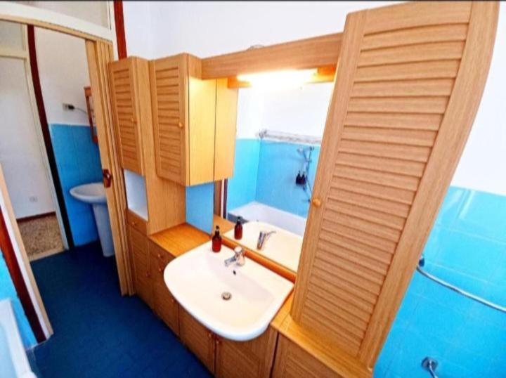 Bisceglie House Rho Fiera Apartamento *