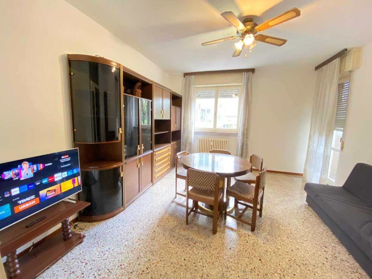 Bisceglie House Rho Fiera Apartamento *